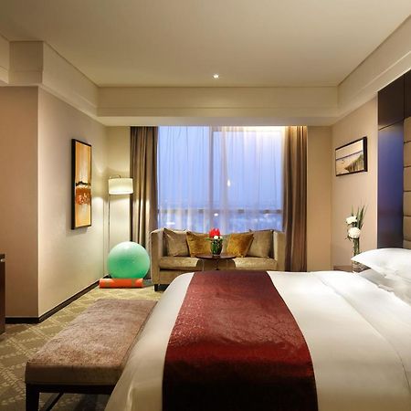 The Qube Hotel Shanghai -Close To Pudong International Airport And Disney Land מראה חיצוני תמונה