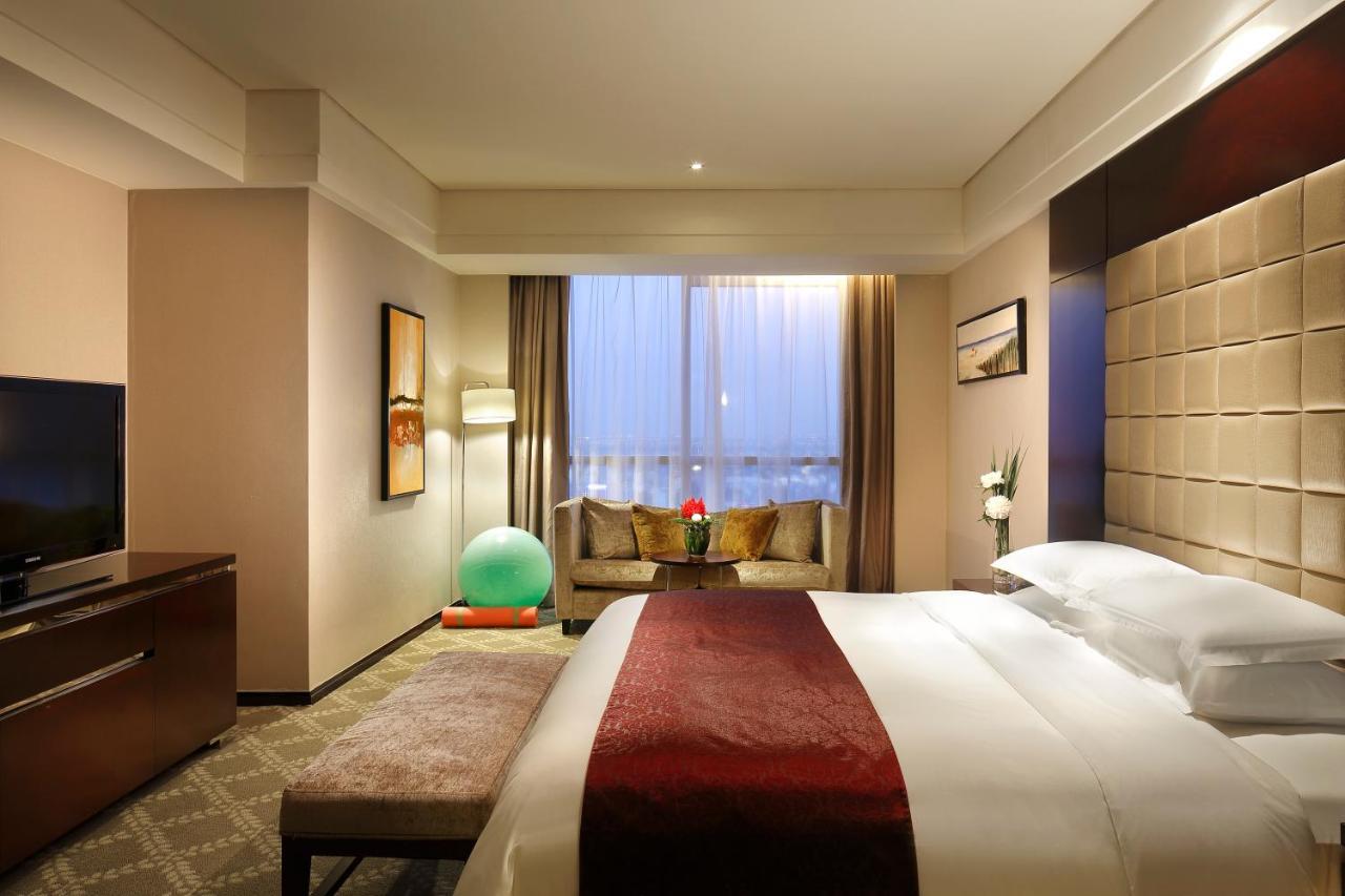 The Qube Hotel Shanghai -Close To Pudong International Airport And Disney Land מראה חיצוני תמונה