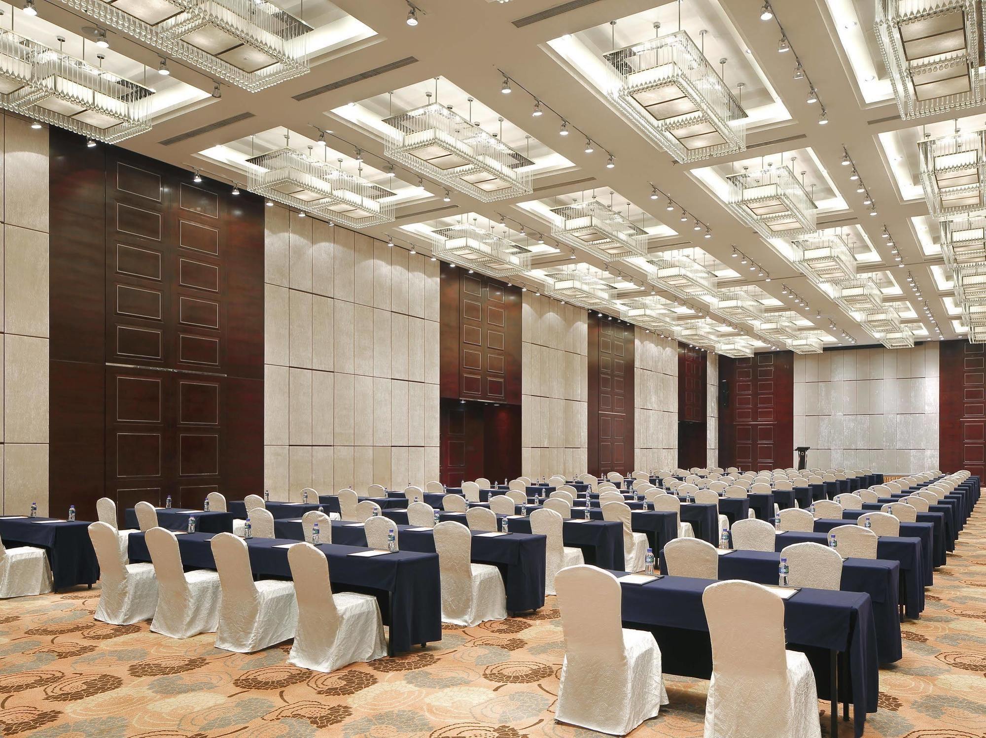 The Qube Hotel Shanghai -Close To Pudong International Airport And Disney Land מראה חיצוני תמונה
